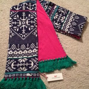 Vineyard vines winter scarf